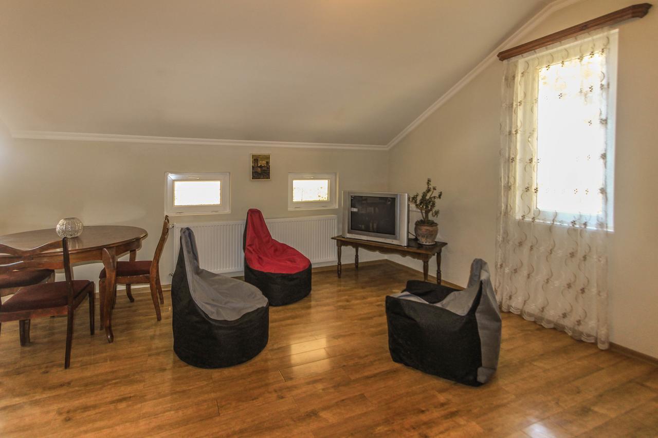 Apartment Gardens 44 Tiflis Dış mekan fotoğraf