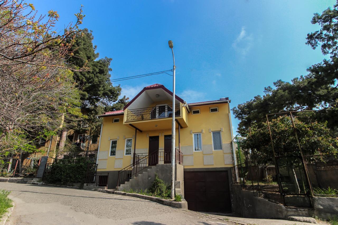 Apartment Gardens 44 Tiflis Dış mekan fotoğraf